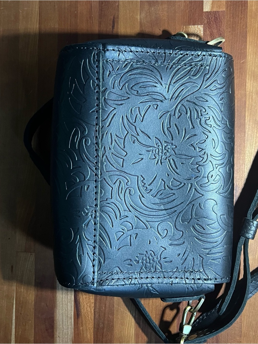 Portland Leather Goods Metro Mini Crossbody, Mag Closure, Tooled, w/Strap, Brown - Picture 4 of 7